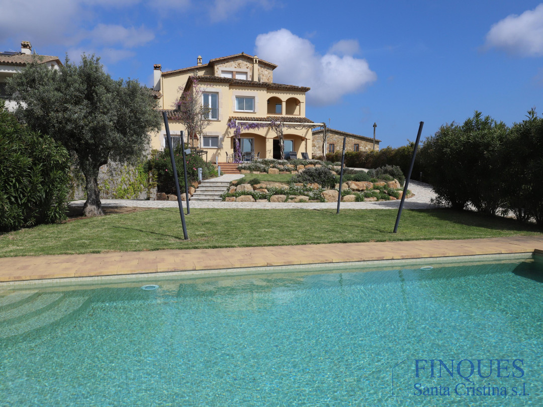 Santa Cristina d'Aro, Maison exclusive dans le centre de Santa Cristina d'Aro